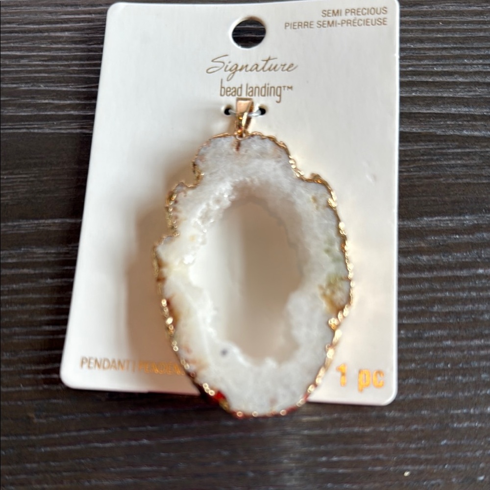 White Geode Pendant - Rose Gold